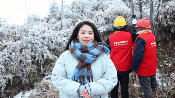 国网江华供电公司：踏雪巡线 迎战寒潮保供电